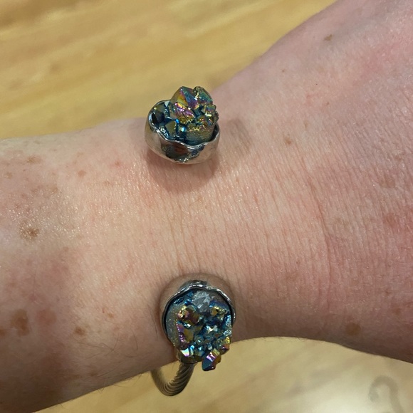 *SOLD* GIFT WITH NEXT PURCHASE! - Picture 3 of 3